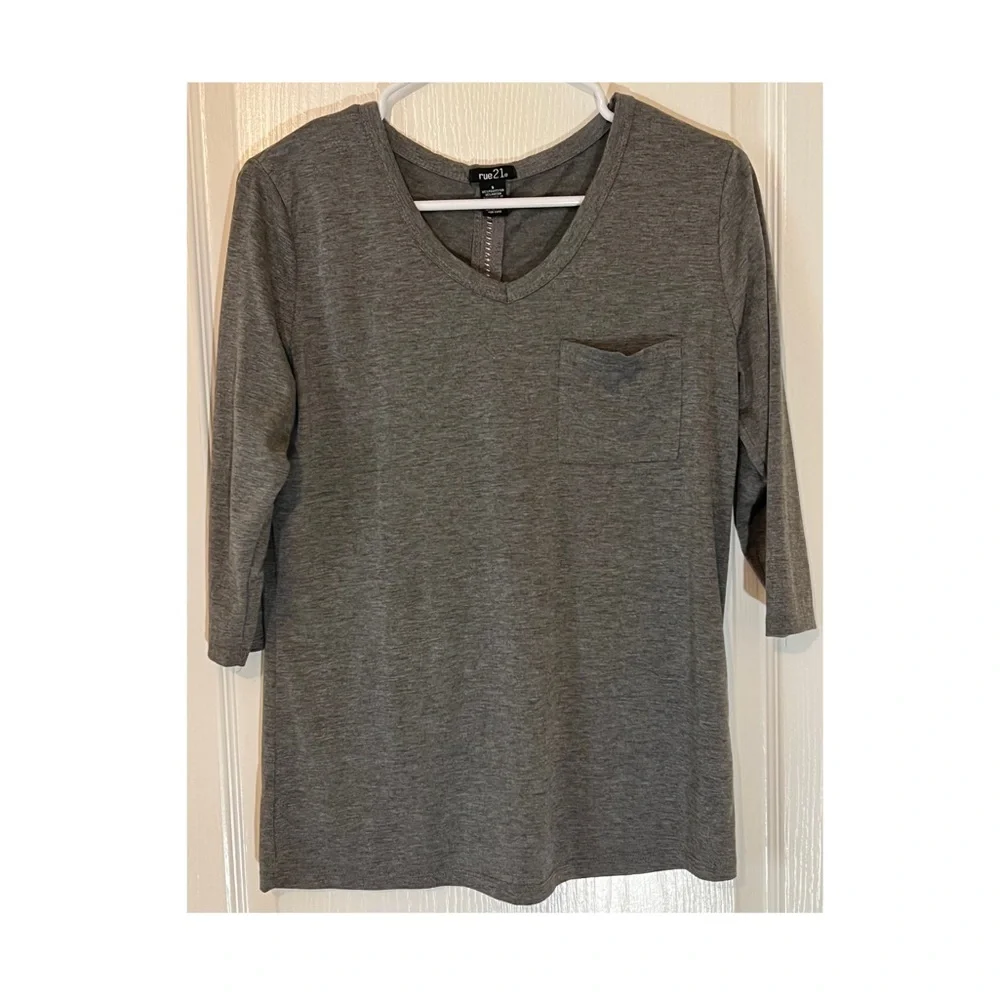 ladies shirt - Picture 4 of 7